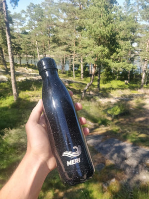 Meribottles Kaamos 500ml metallinen vesipullo